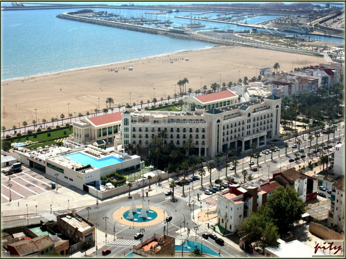 ולנסיה Apartamento Frente Al Mar מראה חיצוני תמונה